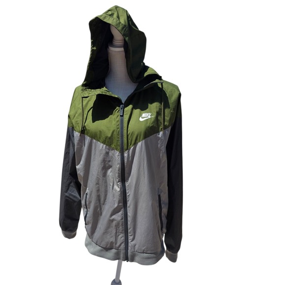 Nike NSW WINDRUNNER Olive Canvas/Dark Stucco/White Medium Windbreaker Hooded Zip - Picture 5 of 10